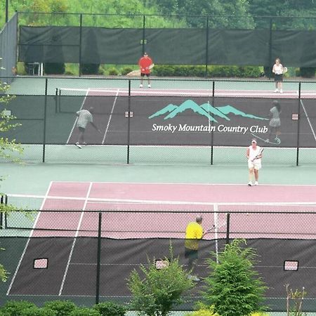 Condo With Stunning Mountain And 6Th Green Views Near Harrahs Cherokee Bryson City Whittier Exterior photo
